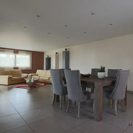 Family House In Marennes Willa