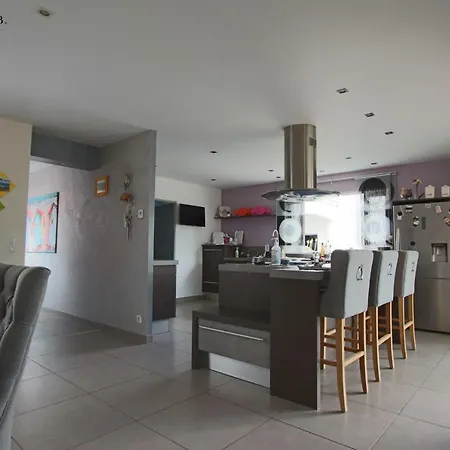 Family House In Marennes * Marennes (Charente-Maritime)